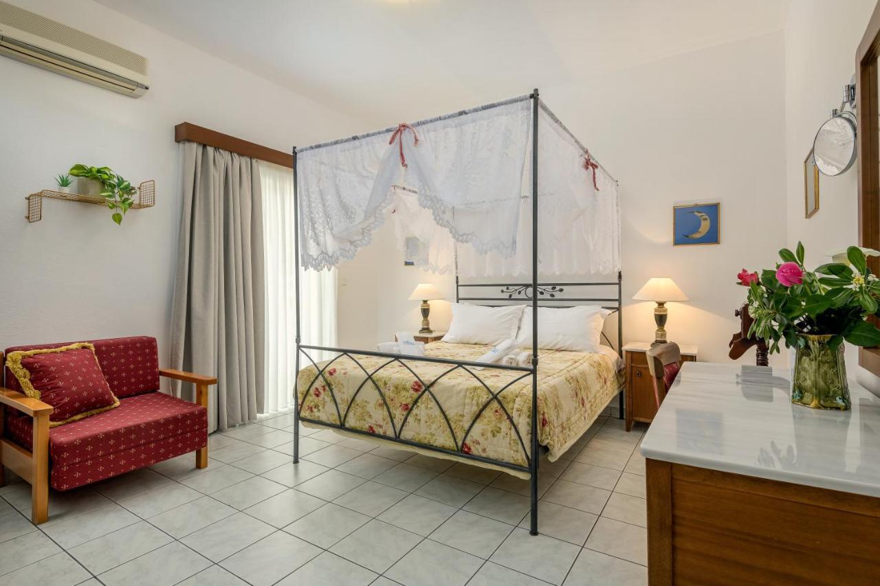 Pátmos Grikos Hotel מראה חיצוני תמונה