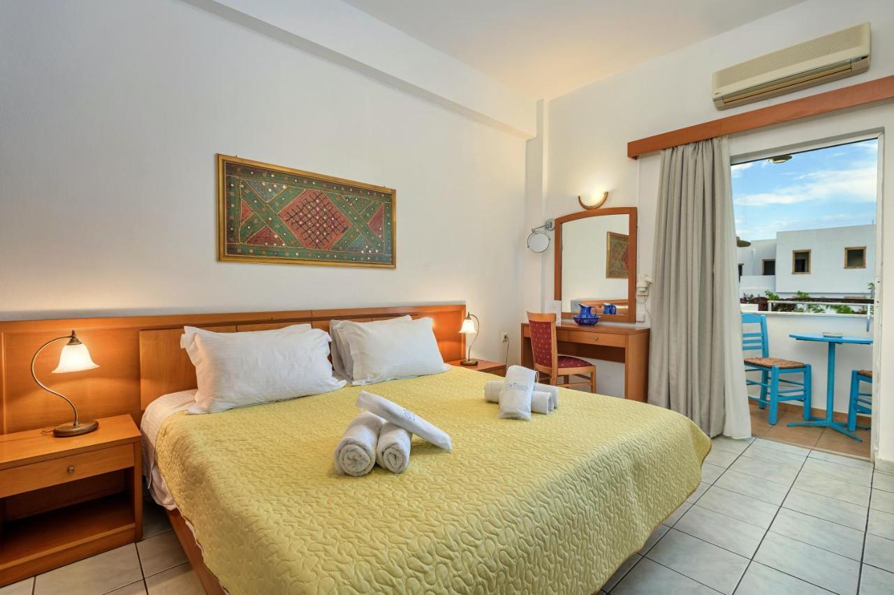 Pátmos Grikos Hotel מראה חיצוני תמונה