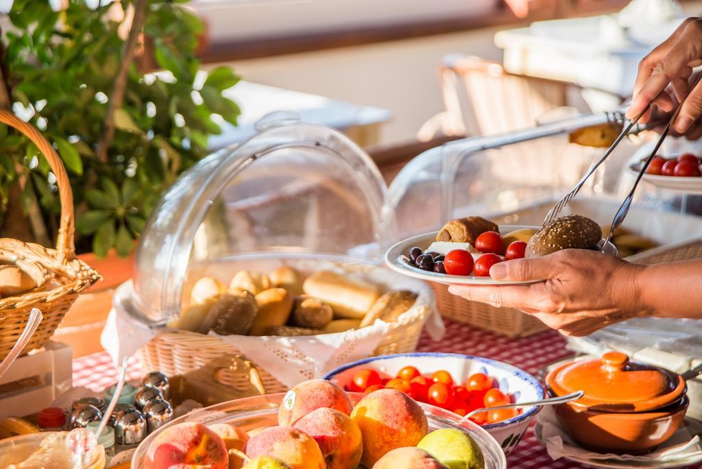 Pátmos Grikos Hotel מראה חיצוני תמונה